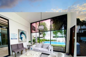 Homey 3BR in Residential Area with 3Pools Garden and BBQ